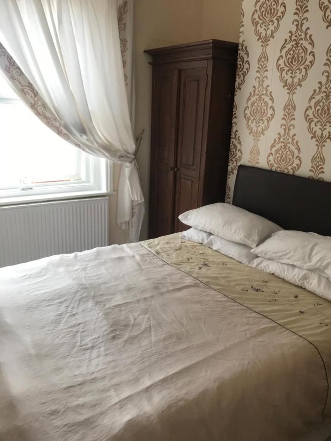 Bensons Guesthouse サウスエンド・オン・シー エクステリア 写真